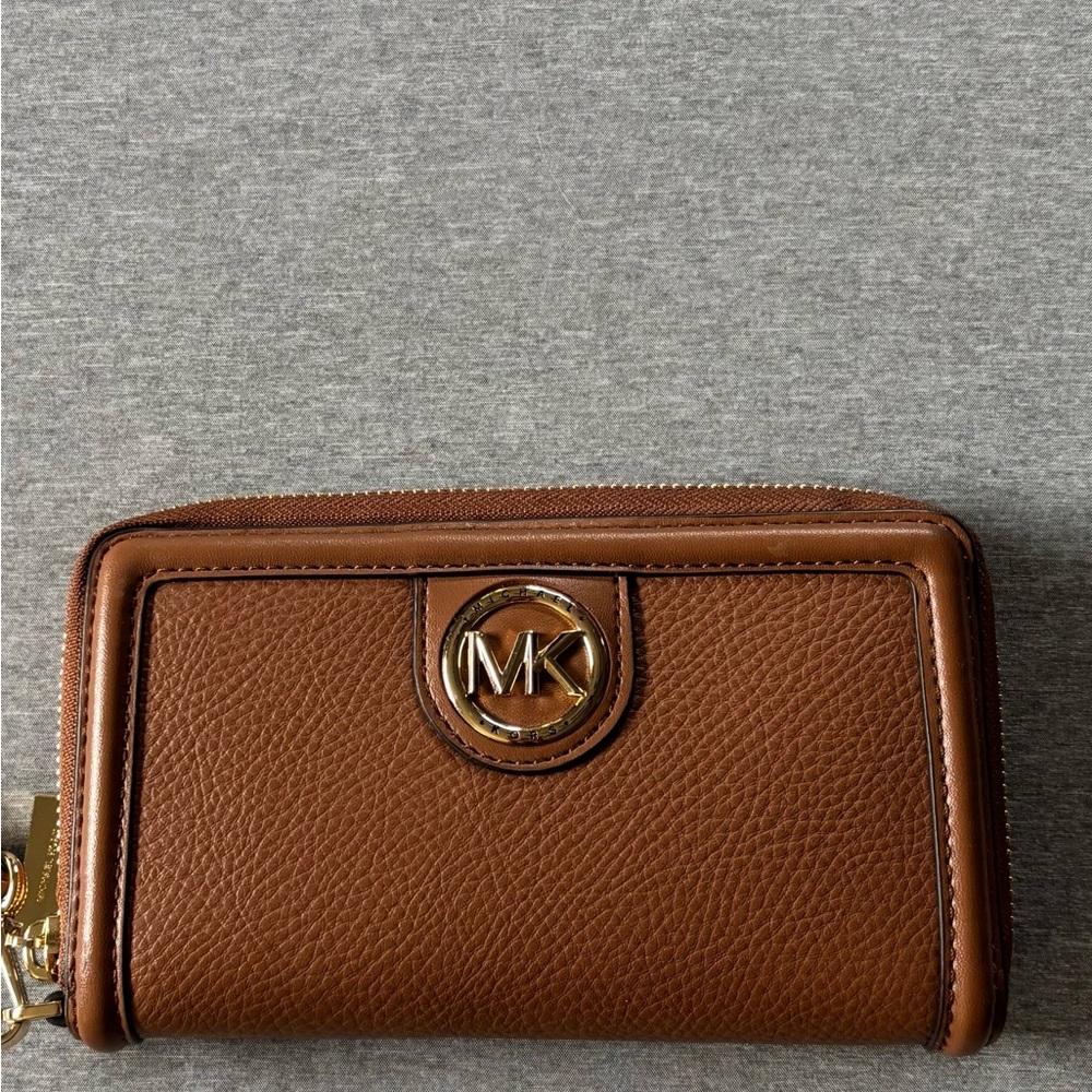 Michael Kors Tan Leather Wallet with Gold Accents
